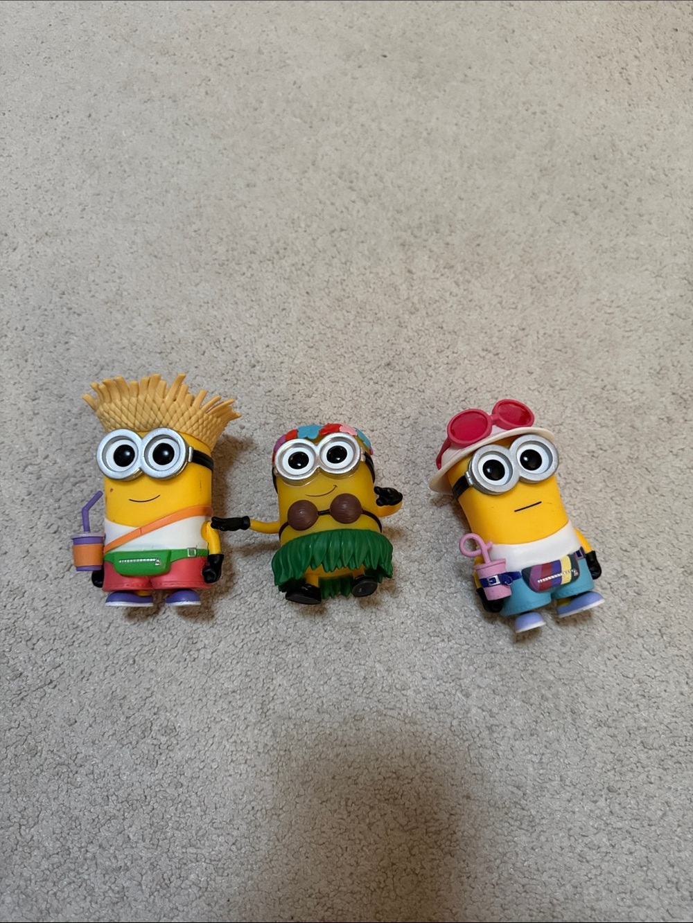 Minions Summer Toy Figures Set - Yellow